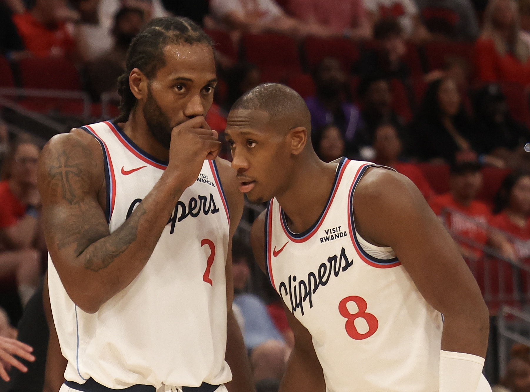 开云体育-卢再谈小卡“赛季争冠无望”言论：现在我们更年轻 必须改变打法