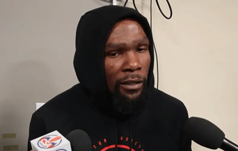 开云中国官网-杜兰特采访全文：面对包夹要有侵略性，那些空位也需投进